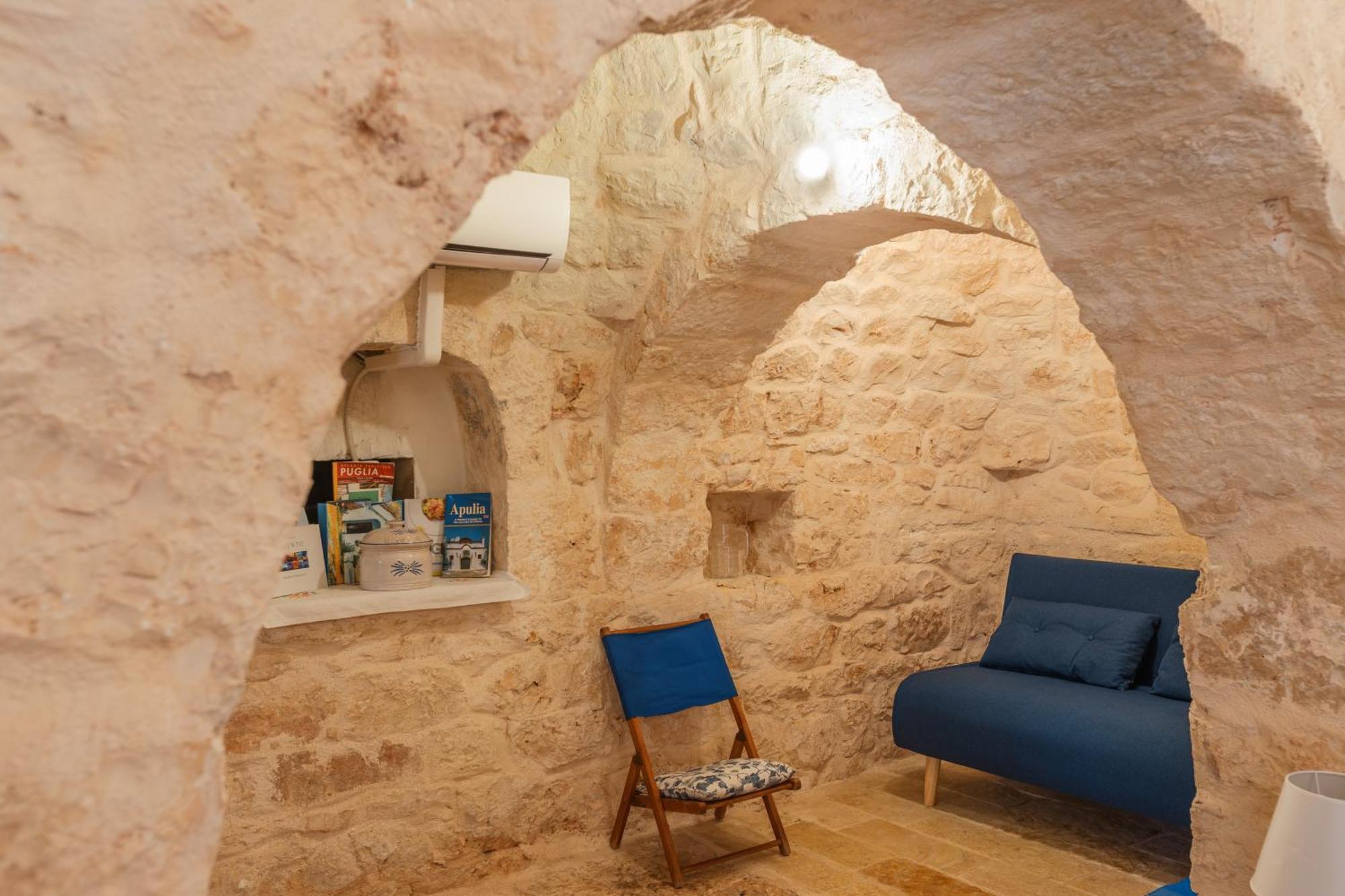 Trullo Tarantini Con Piscina Privata Apartman Latiano Kültér fotó