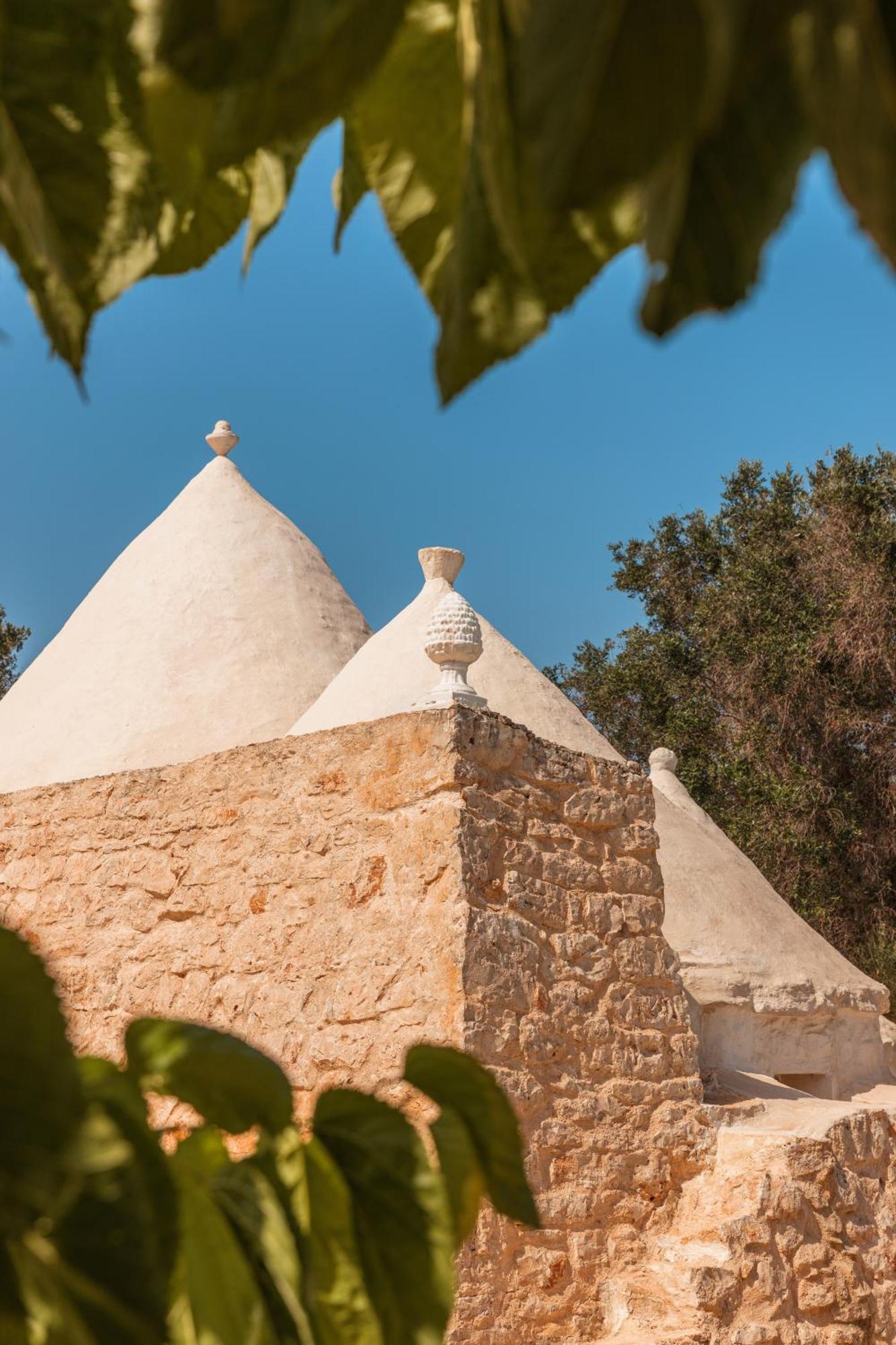Trullo Tarantini Con Piscina Privata Apartman Latiano Kültér fotó