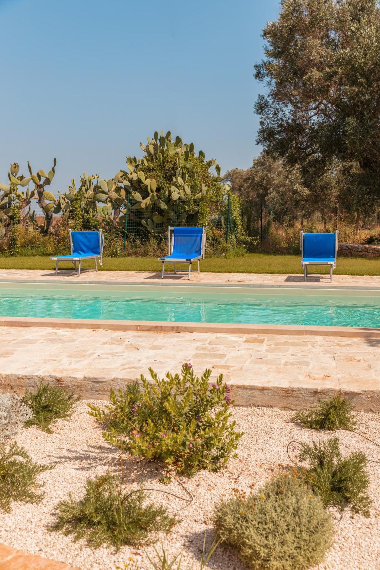 Trullo Tarantini Con Piscina Privata Apartman Latiano Kültér fotó