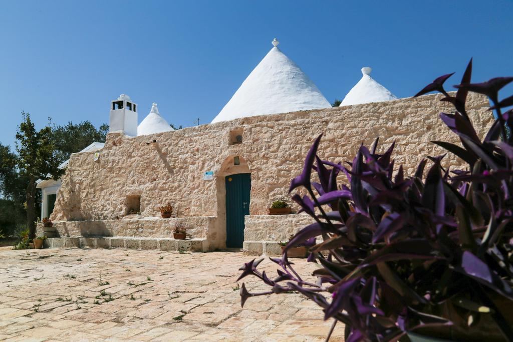 Trullo Tarantini Con Piscina Privata Apartman Latiano Kültér fotó